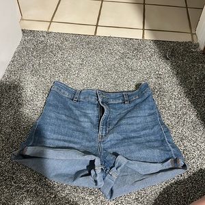 H&M shorts